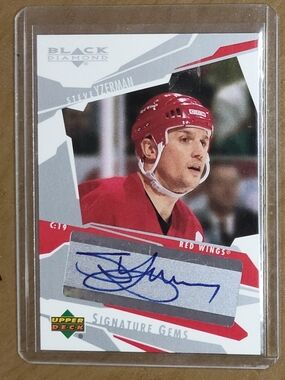 Steve Yzerman 2003-04 Upper Deck Black Diamond "Signature Gems" Card